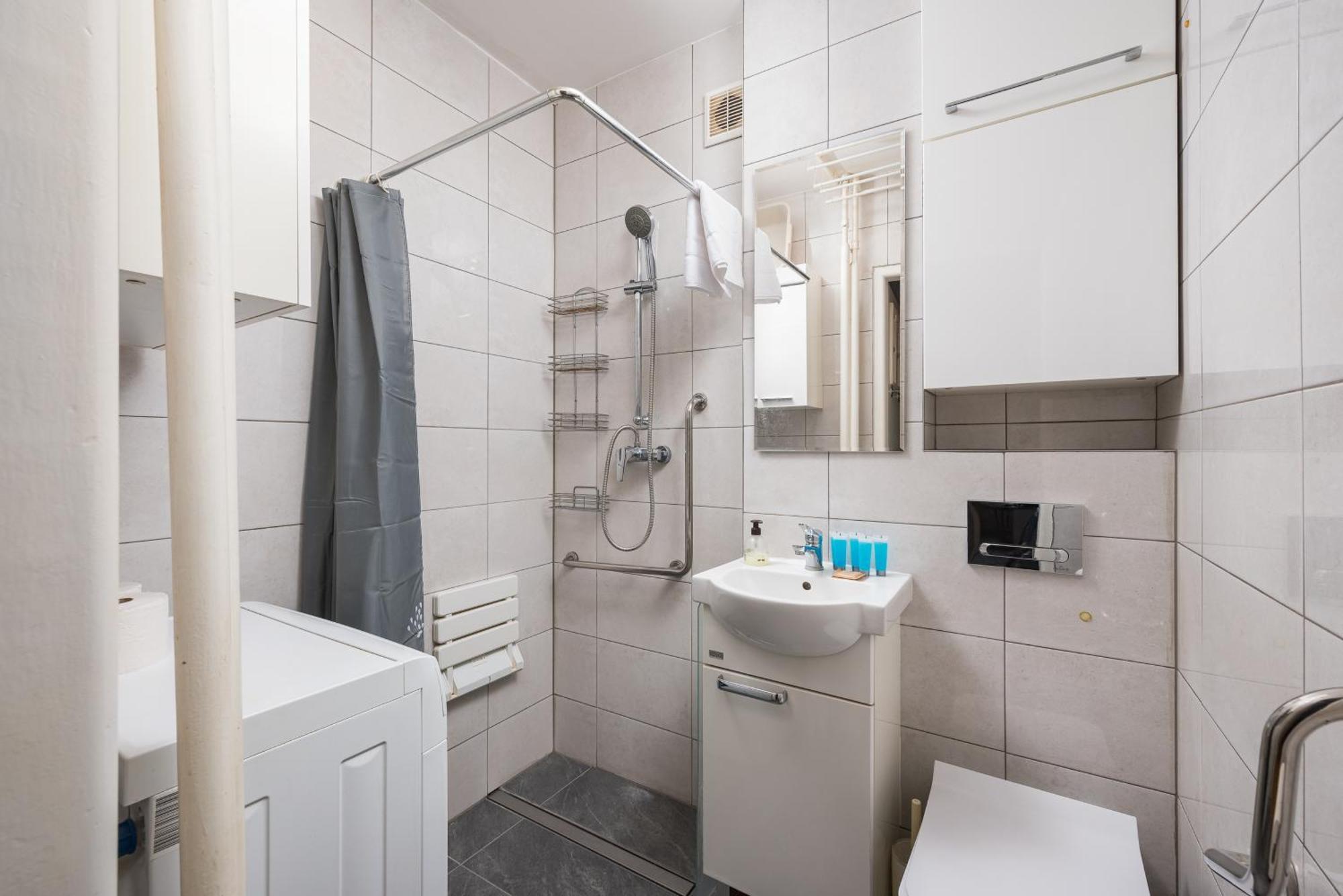 Wola Mila Standard Apartment Varşovia Exterior foto