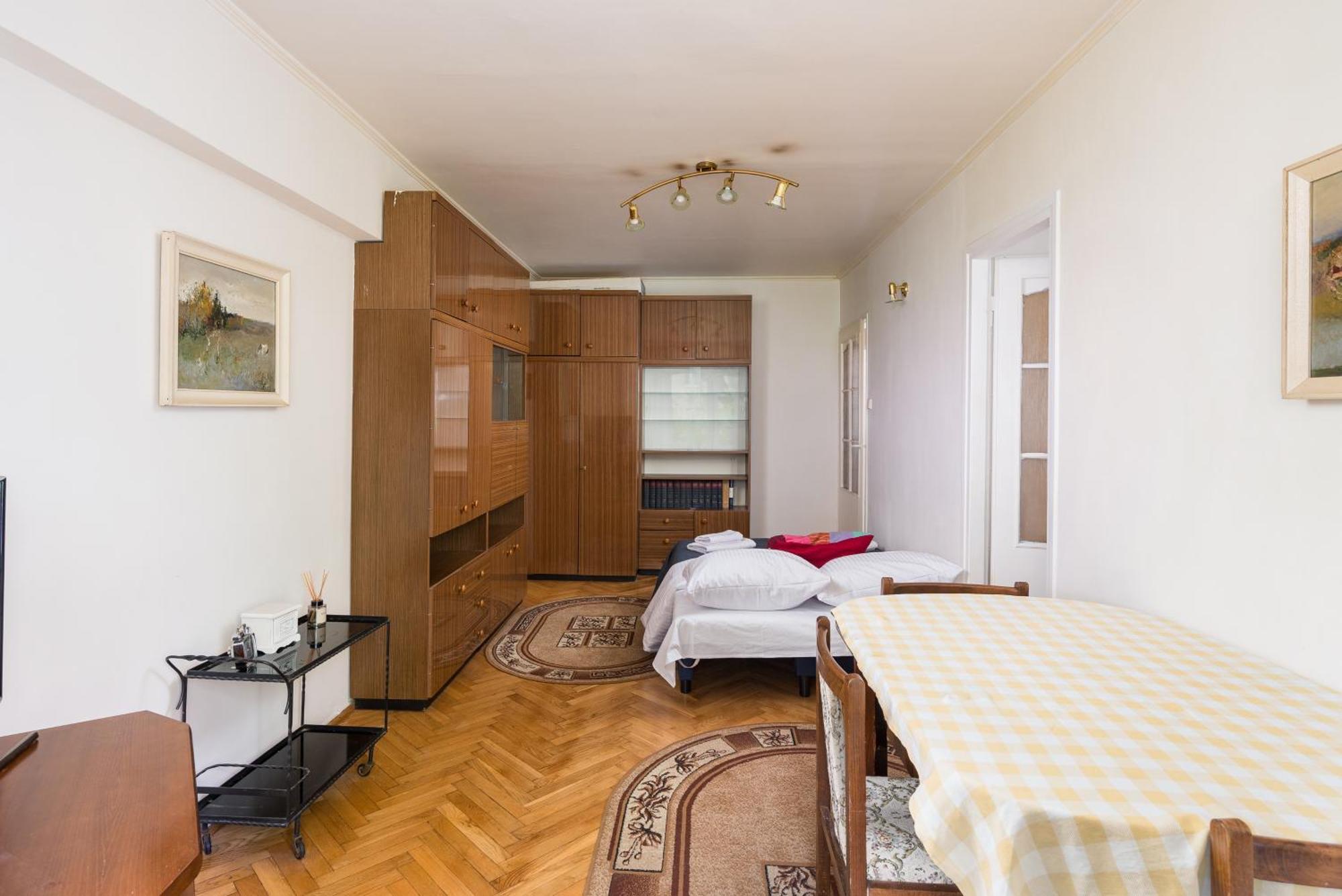 Wola Mila Standard Apartment Varşovia Exterior foto