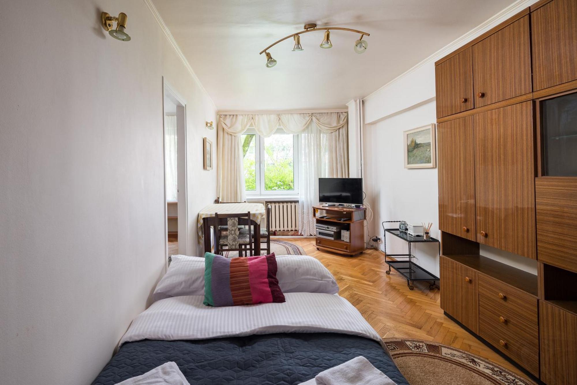 Wola Mila Standard Apartment Varşovia Exterior foto