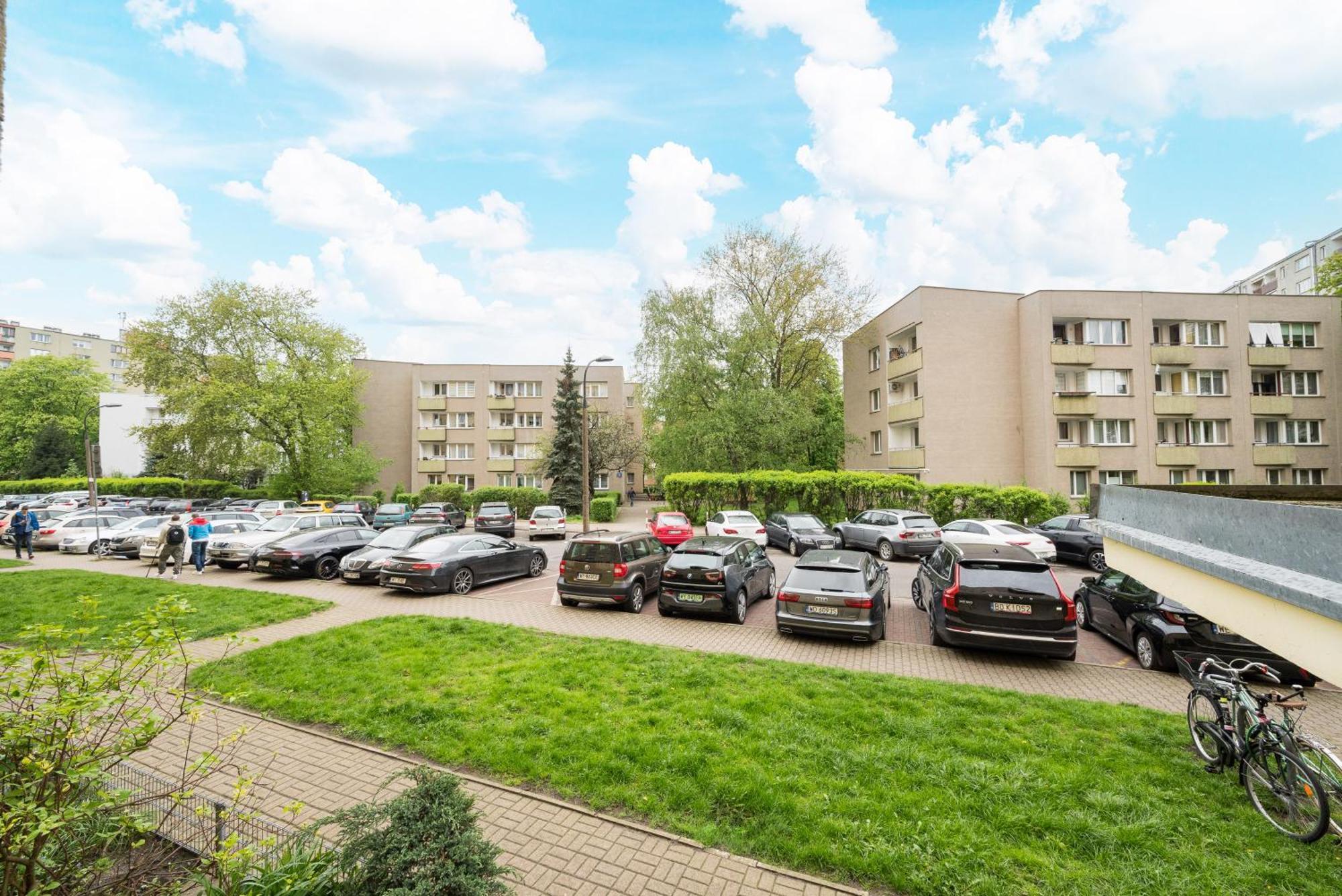 Wola Mila Standard Apartment Varşovia Exterior foto
